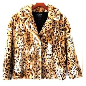 ❌ SOLD ❌ St John Leopard Jacket